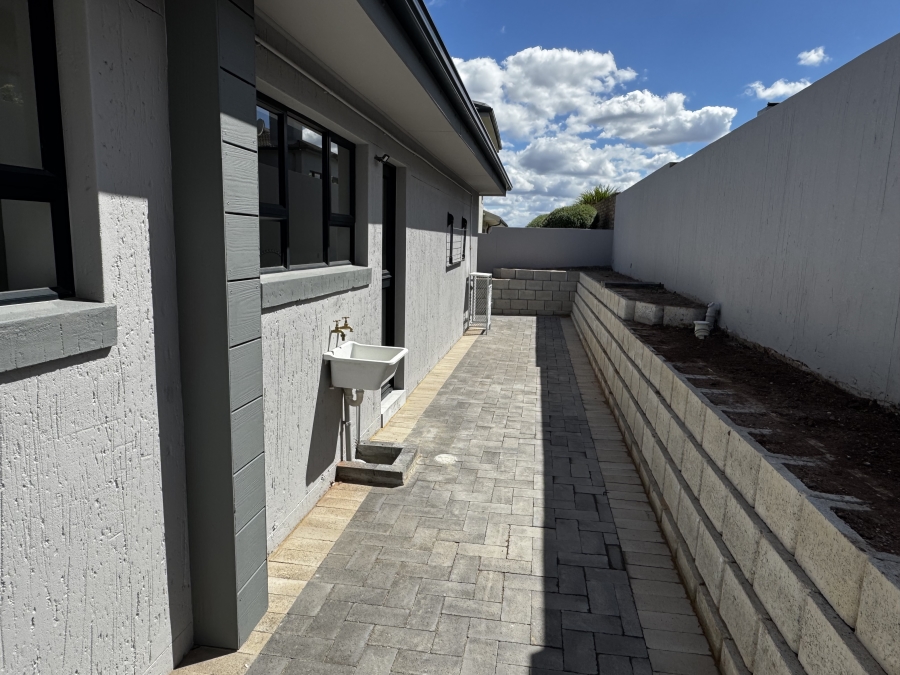 3 Bedroom Property for Sale in Monte Christo Western Cape